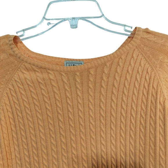 3029) L.L Bean Peach Cable Knit Pullover Crew Neck Sweater Medium - Picture 5 of 6